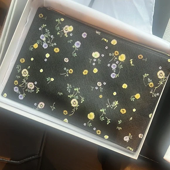 Givenchy Pouch Floral